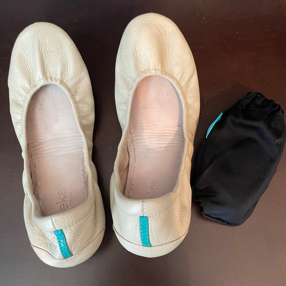 Tieks CREAM size 8 foldable flat